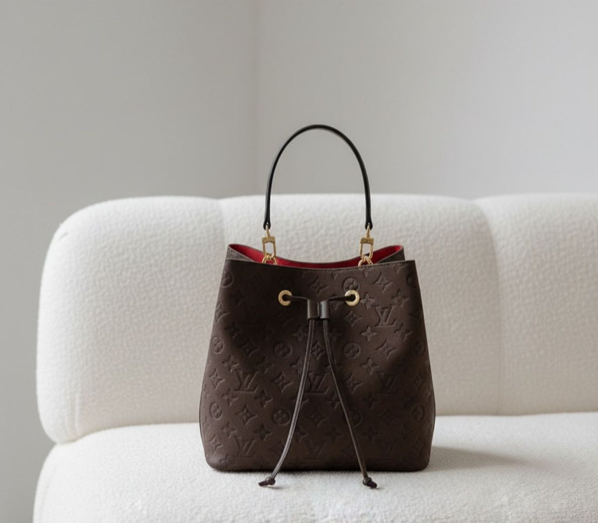 The verona bucket bag