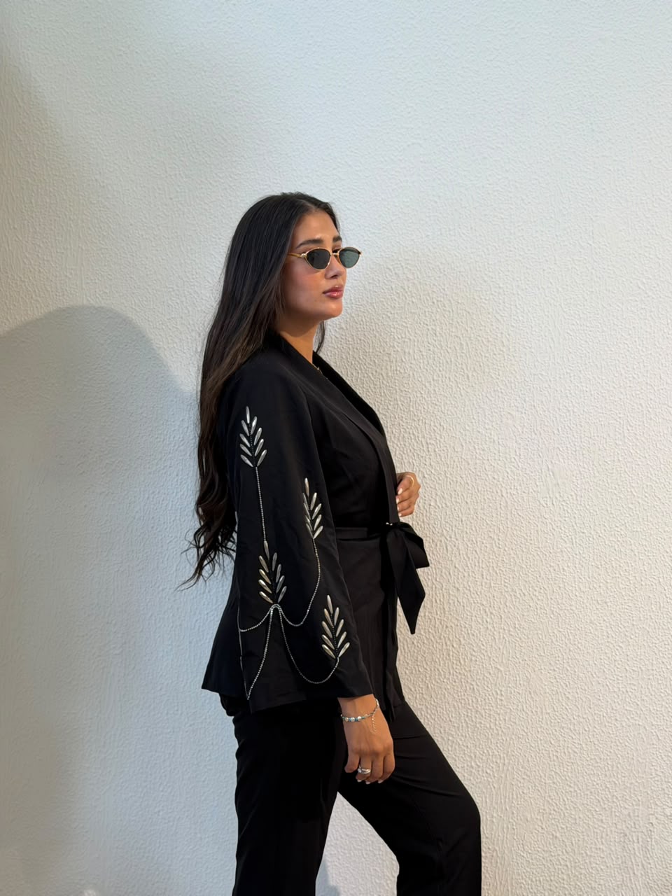 Noir Embroidered Wrap Set